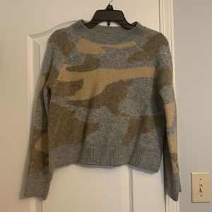 THML sweater